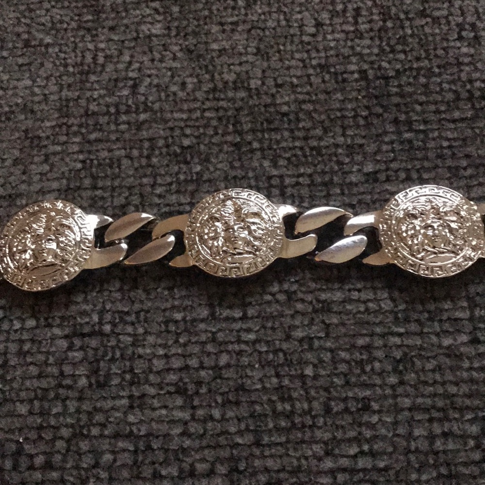 Medusa bracelet
